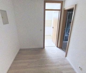 Charmante 1-Zimmer-Souterrainwohnung mit großer Terrasse - Photo 4