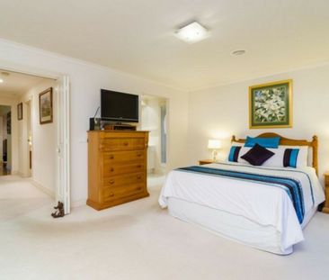 42 Truganina Avenue, Seabrook VIC, Belconnen - Photo 6