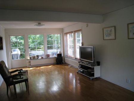 VILLA I SOLLENTUNA/DANDERYD - Foto 3