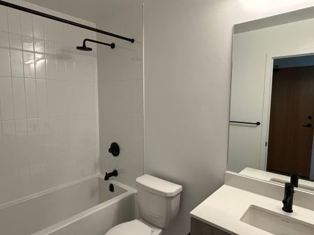 For Lease - 2495 Eglinton Avenue Unit# 1707, Mississauga, Ontario - Photo 5