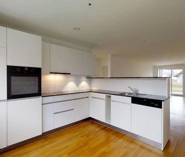 Geräumige 4.5-Zimmer-Attikawohnung auf dem Land - Photo 6