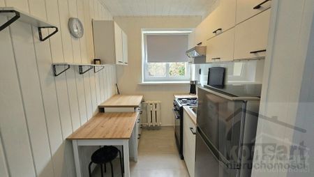 Centrum! Duża kawalerka z balkonem i parkingiem. - Фото 5