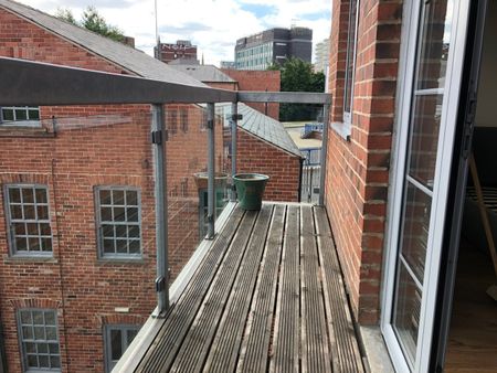 Studio Flat, White Croft Works, S3 - Photo 4