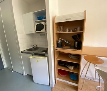 Location Appartement 1 pièce 18m² - Photo 2