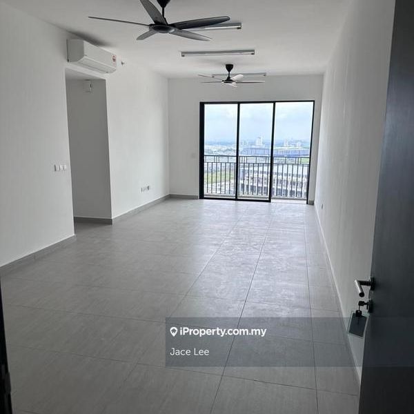 Tuai Residence, Setia Alam - Photo 1