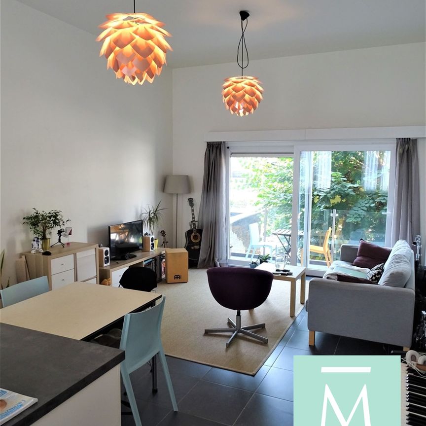 Centraal gelegen appartement met 1 slaapkamer en terras - Photo 1