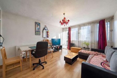 Rowley Gardens, London, N4 - Photo 3