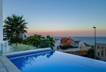 Benalmádena, Andalusia 29630