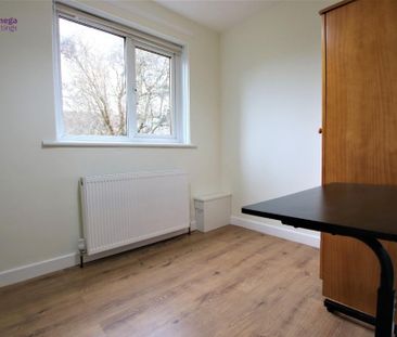 3 bedroom apartment to rent - Photo 2