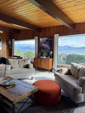 Character Home – Casa Loma – SEASONAL - Photo 5