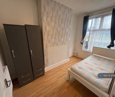 3 bedroom terraced house to rent - Photo 6