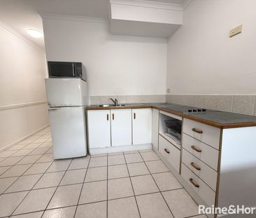 1 BEDROOM : 1 BATHROOM : FULLY FURNISHED : RESORT STYLE LIVING - Photo 3