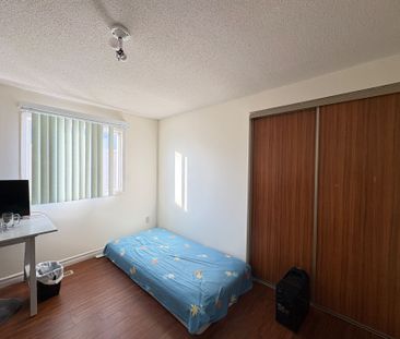 For Lease - 59 Chloe Crescent Unit# 1st &2nd Fl(No Master BR, Markh... - Photo 6
