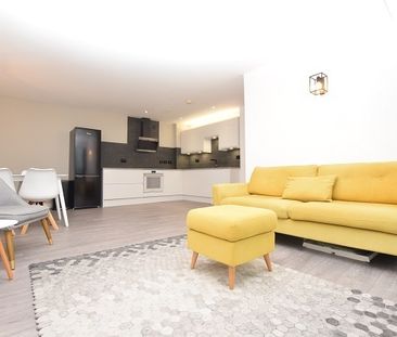 West One Panorama, 18 Fitzwilliam Str... - Photo 1