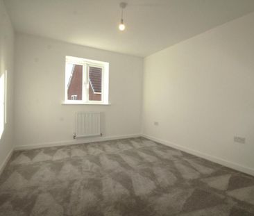 3 bedroom detached house to rent - Photo 5