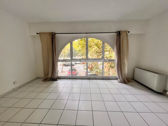 Location Appartement 1 pièce 38m² - Photo 1
