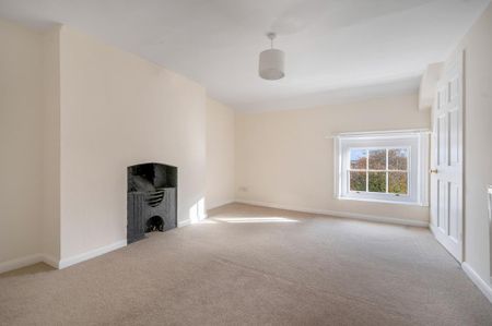 6 bedroom character property to rent - Photo 4