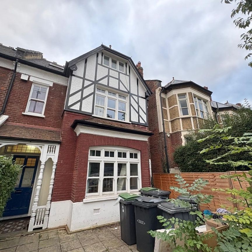 Studio Flat, Cranley Gardens, N10 - Photo 1