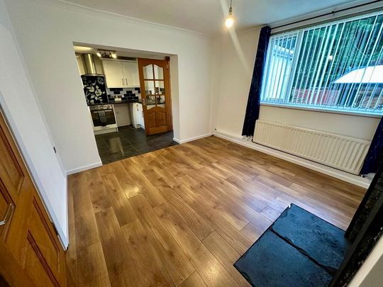 12 Margaret Avenue, Ballyclare, BT39 9HW - Photo 1