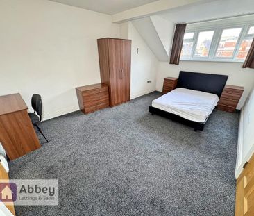 1 bedroom house of multiple occupation to rent - Photo 4