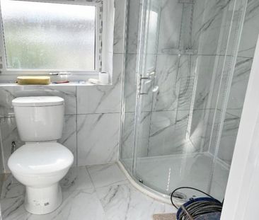 Studio to rent - Photo 6