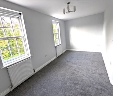 2 bedroom Flat To Let Total Size: 1238 SQ FT - Photo 6