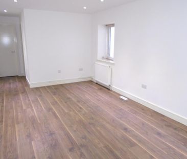 1 bedroom ground floor flat to rent - Photo 4