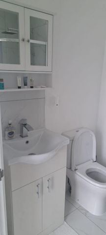 Flat to rent - Photo 2