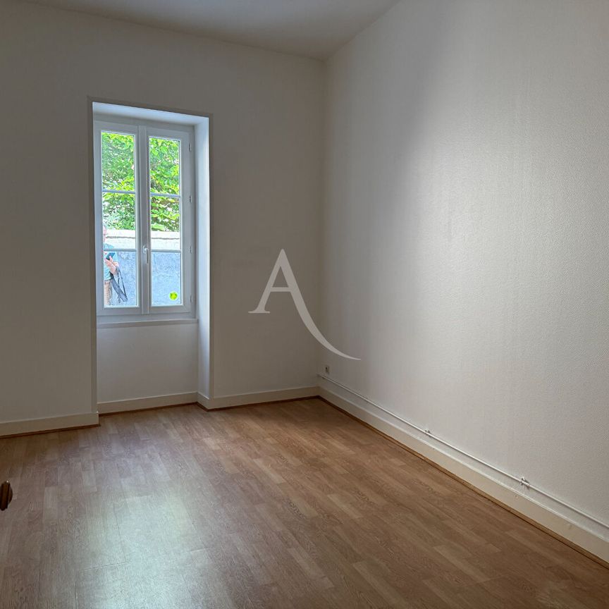 Location appartement 3 pièces, 61.00m², Cognac - Photo 1
