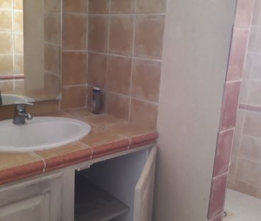 Grand T2 en duplex de 54 m² environ au coeur du village - Photo 5