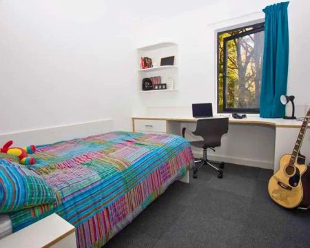 Gold En-suite - Photo 4