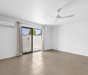 Spacious Duplex in Broadbeach Waters - Photo 6