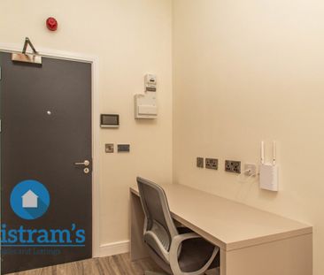 1 bed Apartment for Rent - Photo 3