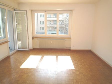 City-adjacent 4-ZW with 95 m² in the 4th floor with balcony - Photo 4