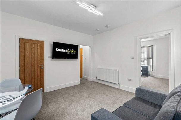 Chedworth Street, Plymouth - Photo 1