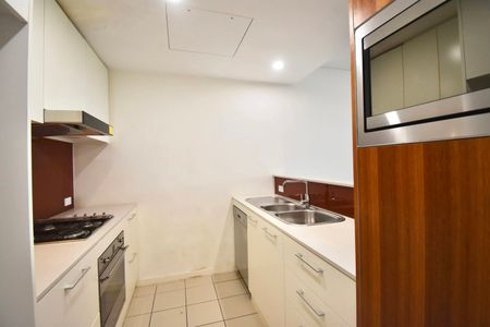 Level 5/2 Brodie Spark Drive, Wolli Creek NSW 2205 - Apartment For Rent | Domain - Photo 3