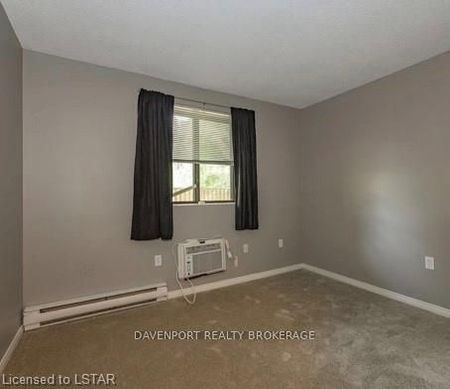 For Lease - 75 Huxley Street Unit# 103, London South, Ontario - Photo 3