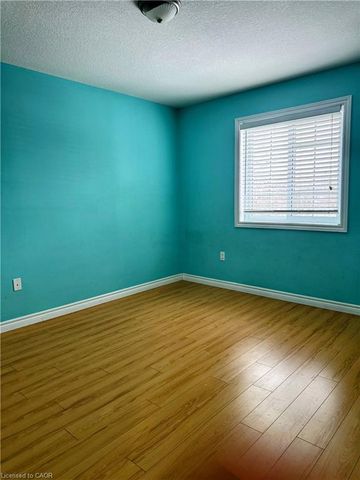 #9 - 55 Mooregate Crescent – Kitchener, Ontario - Photo 3