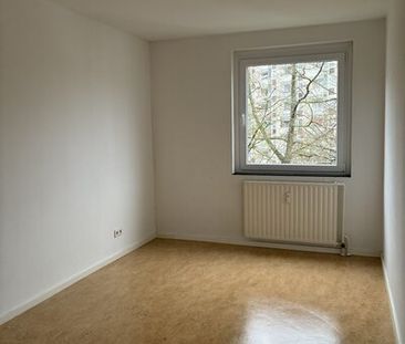 Helle 3-Zimmer-Wohnung mit Top-Anbindung – Ideal für kleine Familien - Photo 1