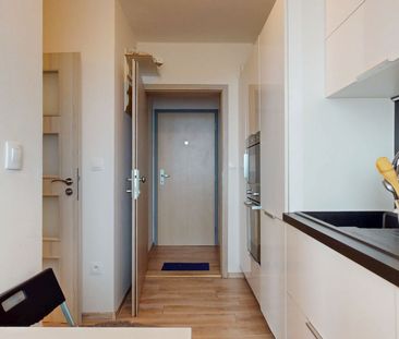 Komplet zariadený 2i byt s panoramatickými výhľadmi a 5.3 m² terasou - Photo 2