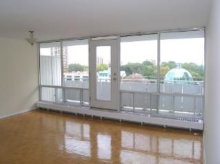 55 Brownlow Avenue - Photo 1