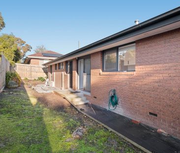 2/23 Deep Creek Road, MITCHAM - Photo 3