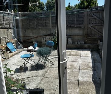 Room in a Shared House, Selhurst Road, SE25 - Photo 3