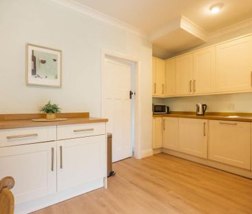 2 bedroom semi-detached house to rent - Photo 2