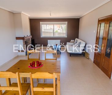 Casa o chalet de alquiler en Cerro Alarcón - Photo 3