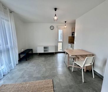 Location Appartement 1 pièce 22m² TROYES 10000 - Photo 1