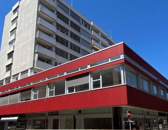 Appartement de 3.5 pièces idéalement situé au centre de la Chaux-de-Fonds. - Photo 1