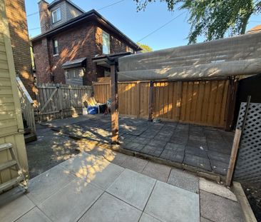 For Lease - 203 Fairleigh Avenue, Hamilton, Ontario - Photo 6