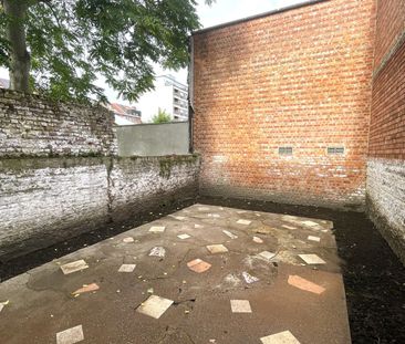 Lichtrijk appartement met 1 kamer en buitenterras op een zeer gunstige ligging! - Foto 1