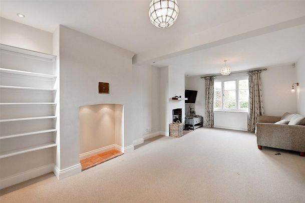 3 bedroom semi-detached house to rent - Photo 1